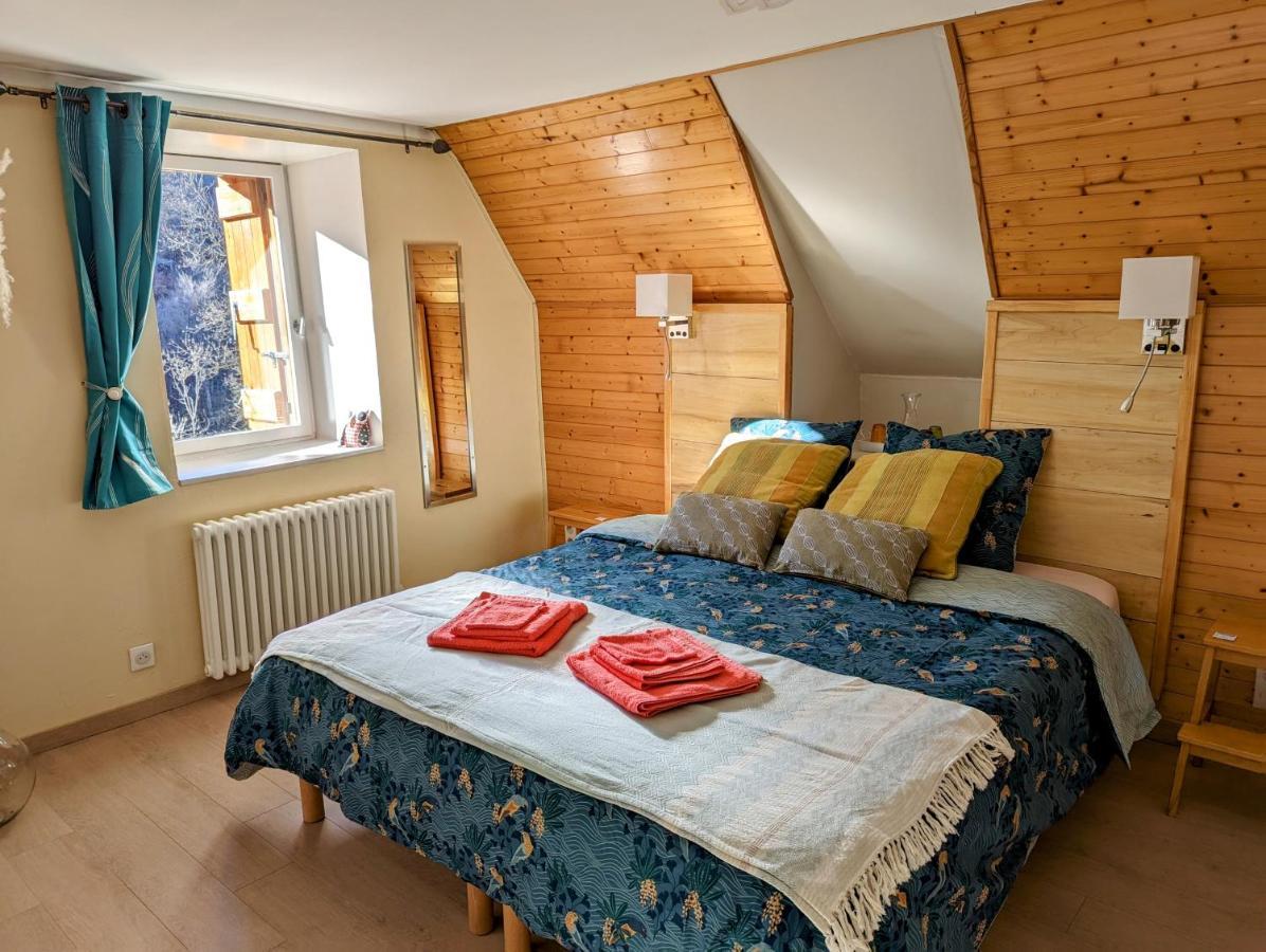 Chambres D'Hotes Le Lepadou-Bas Сен-Шелі-д'Обрак Екстер'єр фото